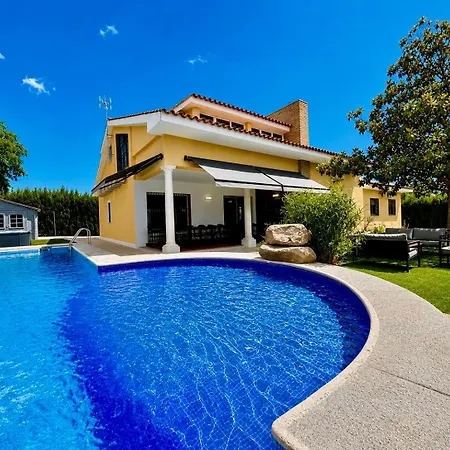 Sol Y Vino I Piscina Salada I Jacuzzi I Bbq I Ps5 I Aircon I Luxury & Privacy Jerez Jerez de la Frontera