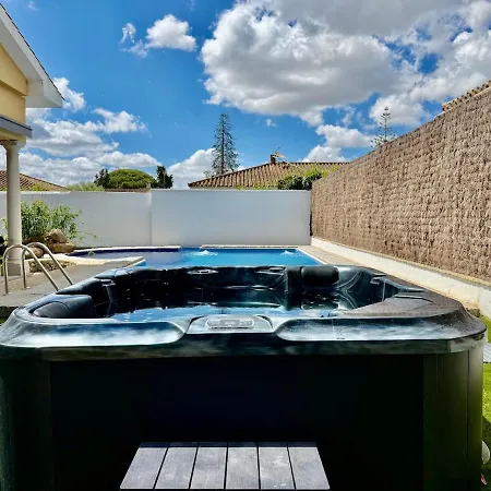 Villa Sol Y Vino I Piscina Salada I Jacuzzi I Bbq I Ps5 I Aircon I Luxury & Privacy Jerez Jerez de la Frontera